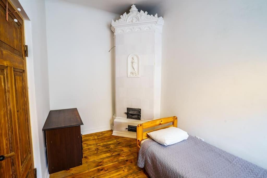 Two Bedroom Ausekla Apartment Liepaja Ngoại thất bức ảnh